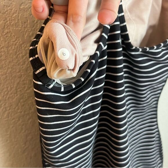 Lululemon Power Y Tank Parallel Stripe Black White Luon - Picture 7 of 7